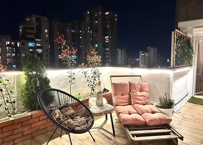 Golden Sunset View Terrace Apartment Ana