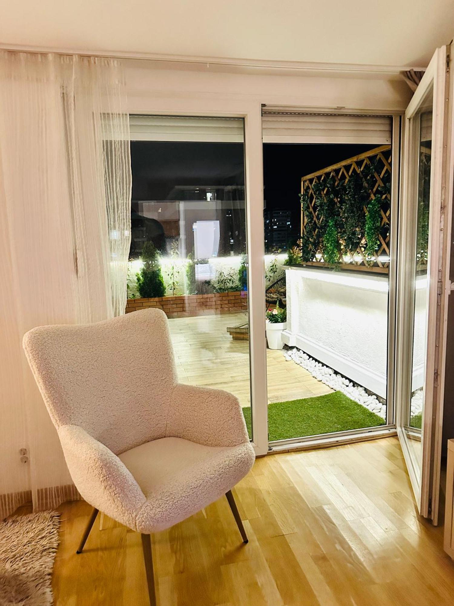Golden Sunset View Terrace Ana Apartment Belgrade